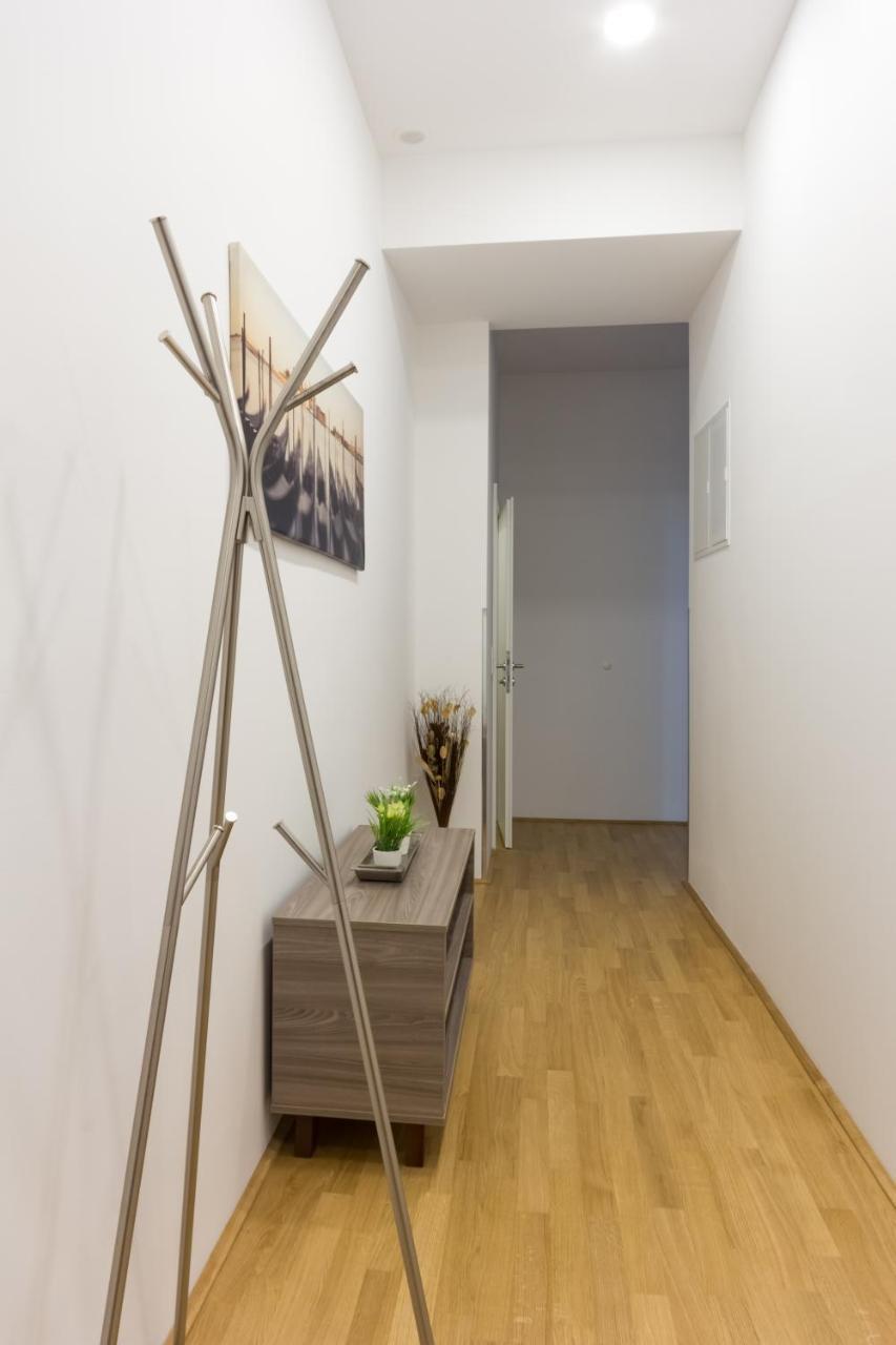 Debo Apartments Naehe Westbahnhof - Contactless Check In Viyana Dış mekan fotoğraf