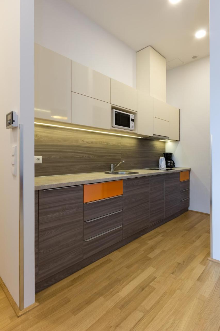 Debo Apartments Naehe Westbahnhof - Contactless Check In Viyana Dış mekan fotoğraf